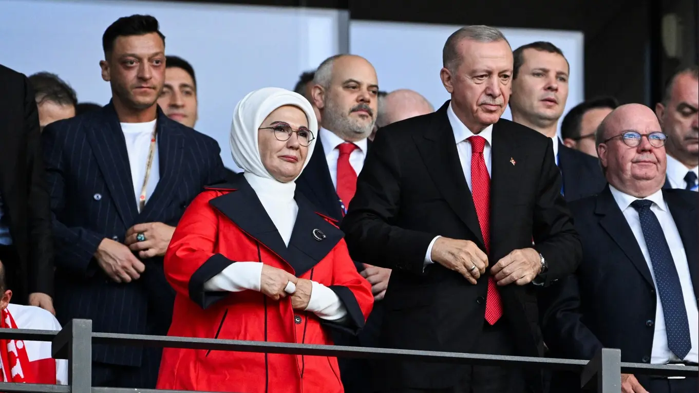 ozil erdogan reuters-668a71a81cbac.webp